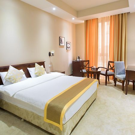 Diamond Hotel Yerevan Ngoại thất bức ảnh